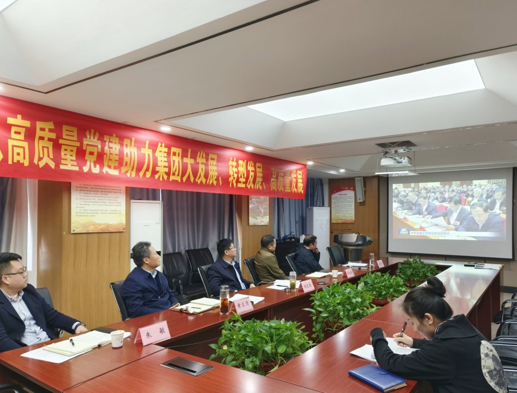 e95ec2bd21f21e81c19d9a4152a1db34 进建照片_副本_副本.jpg